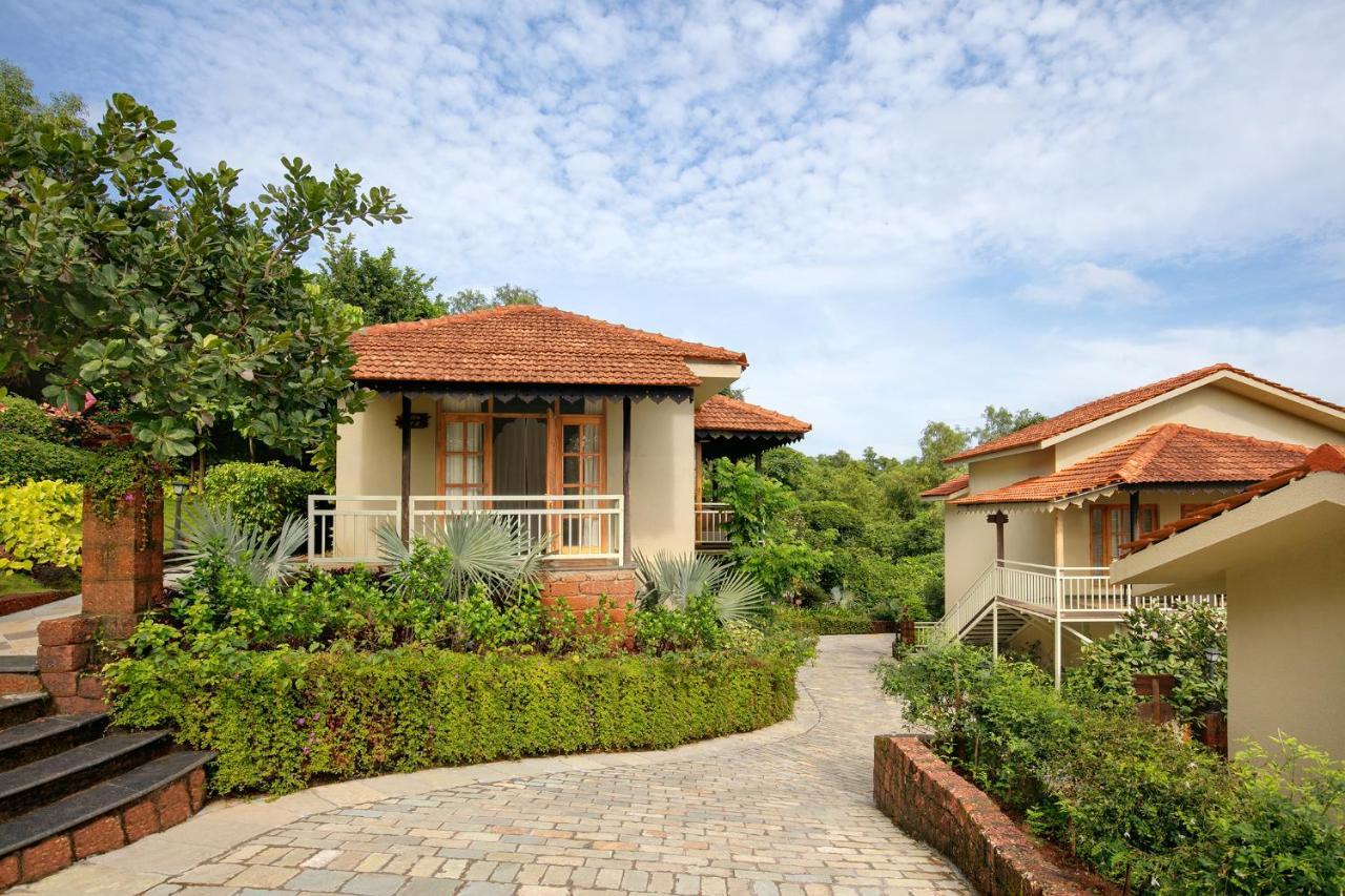 Amritara Aura Resort & Spa Mandrem Exterior foto